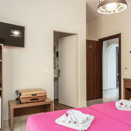 Stathis Beachfront Luxury Rooms Kalamákion 外观 照片
